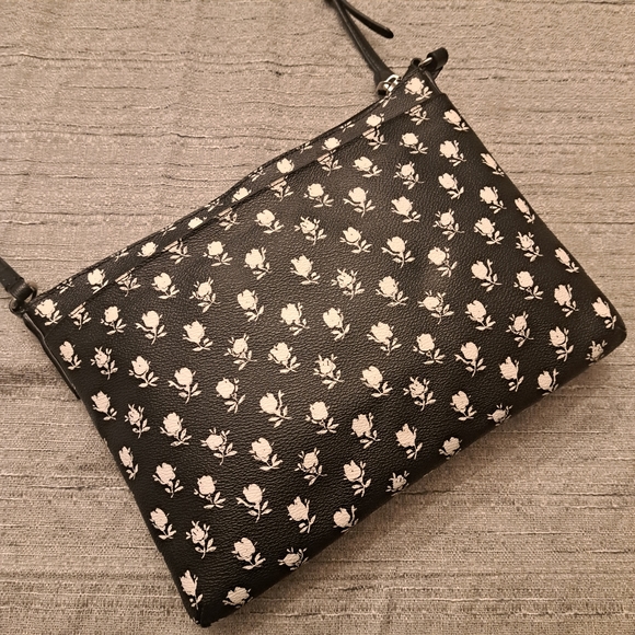 COACH AMERICANA FLORAL LARGE SWINGPACK CROSSBODY BAG IN BLACK / PARCHMENT - Picture 5 of 7